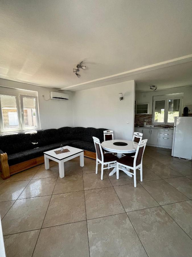 Apartments Apartmani Bojana อัตเจฮะห์ ภายนอก รูปภาพ