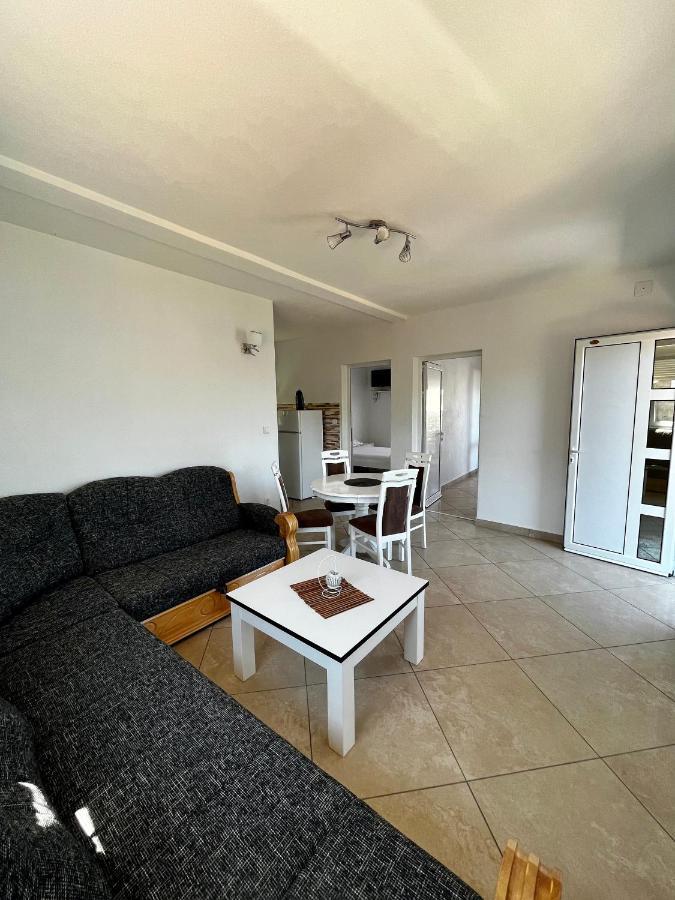 Apartments Apartmani Bojana อัตเจฮะห์ ภายนอก รูปภาพ