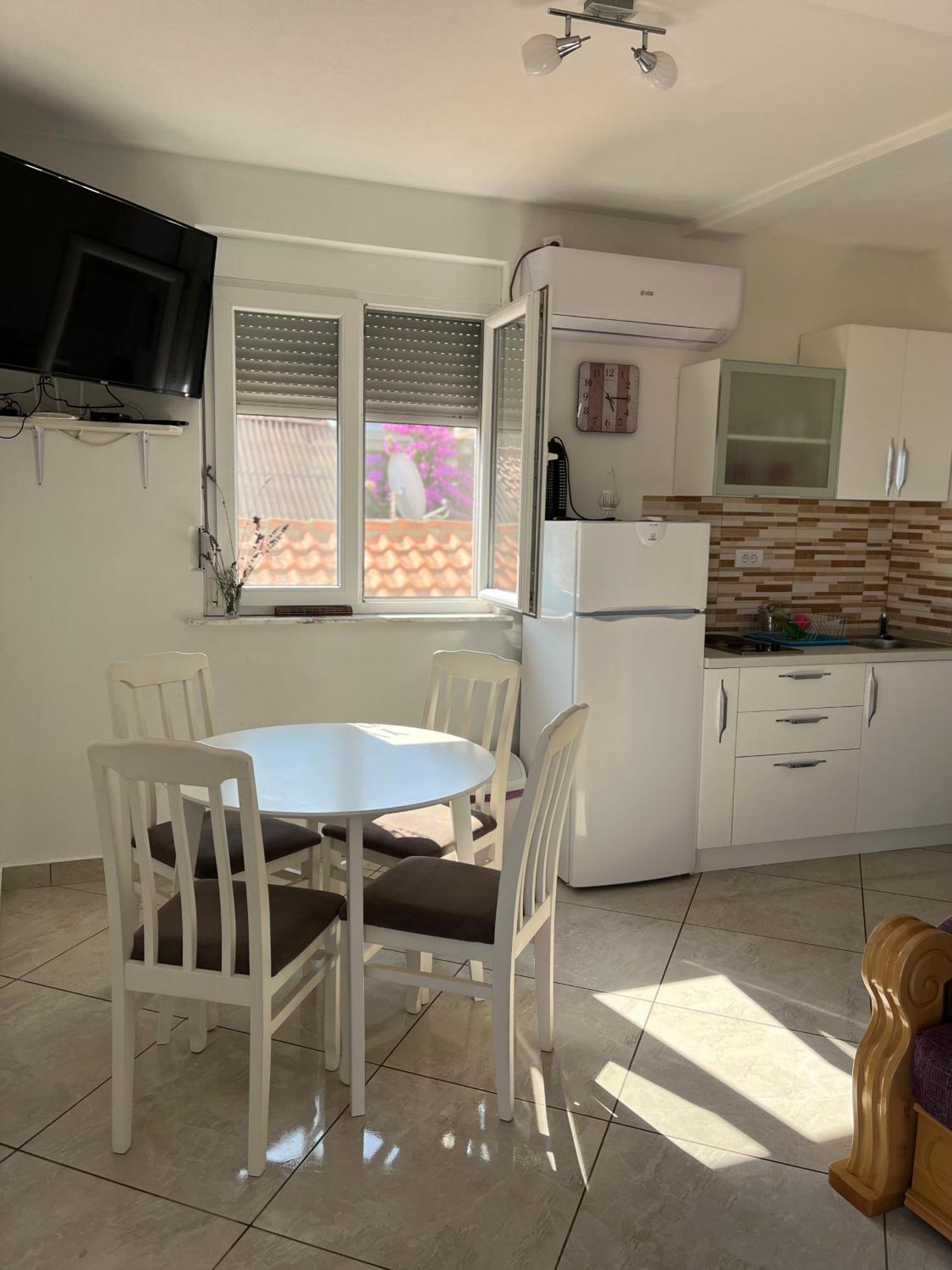 Apartments Apartmani Bojana อัตเจฮะห์ ภายนอก รูปภาพ