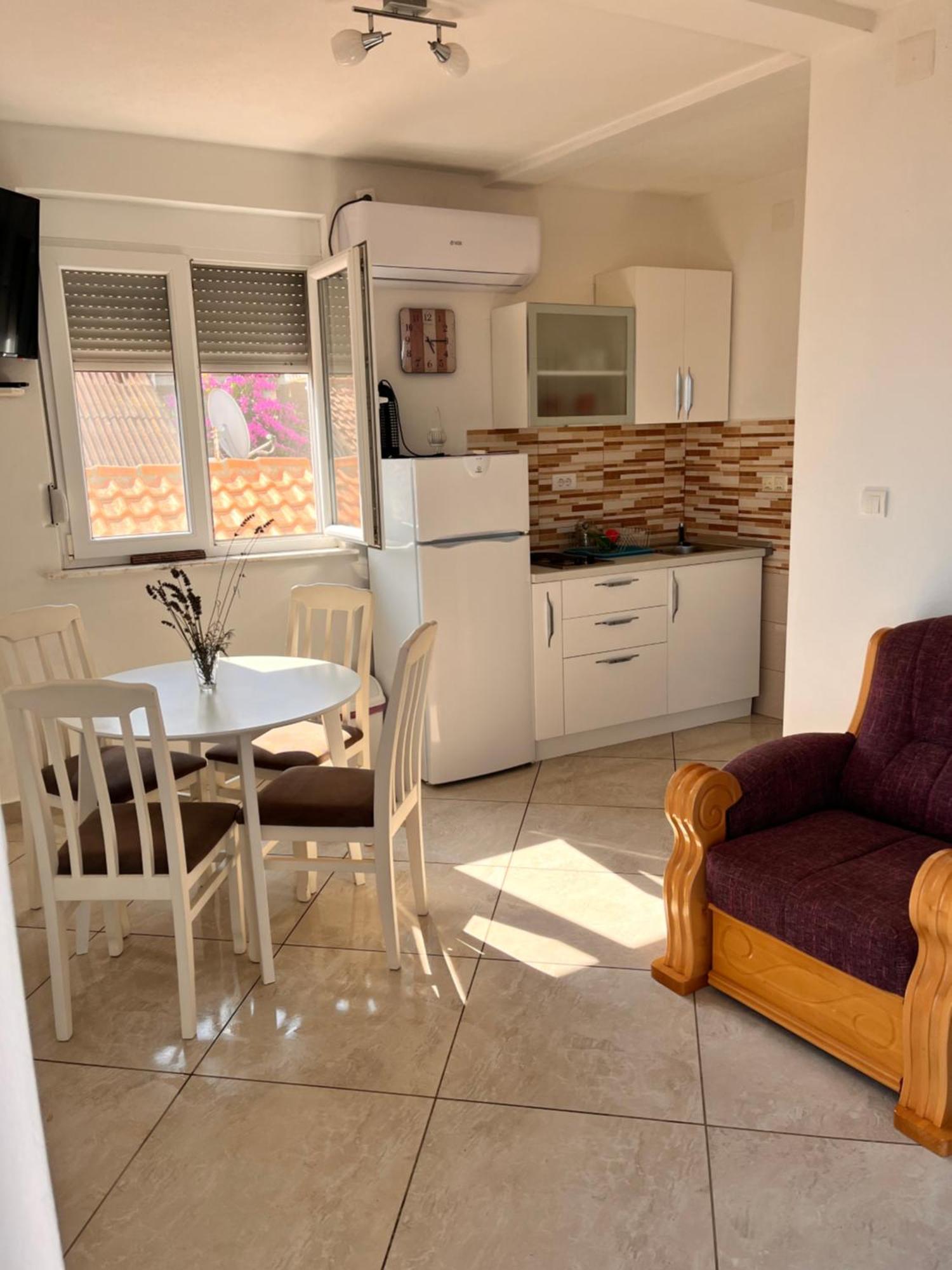 Apartments Apartmani Bojana อัตเจฮะห์ ภายนอก รูปภาพ